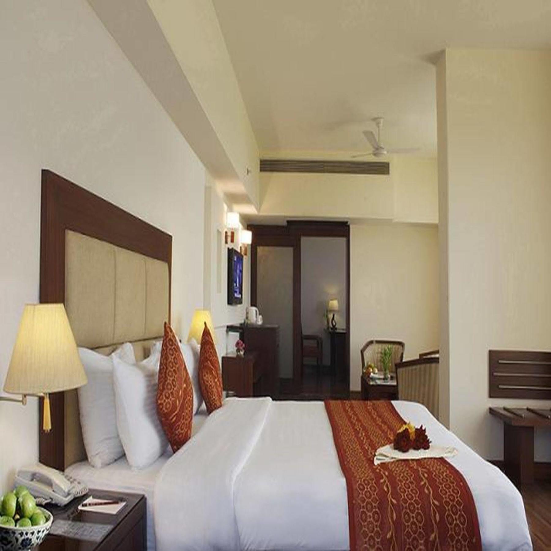 Legend Sarovar Portico Baddi Exterior foto